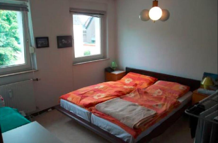 Duesseldorf - Separates, Privates Zimmer Ngoại thất bức ảnh